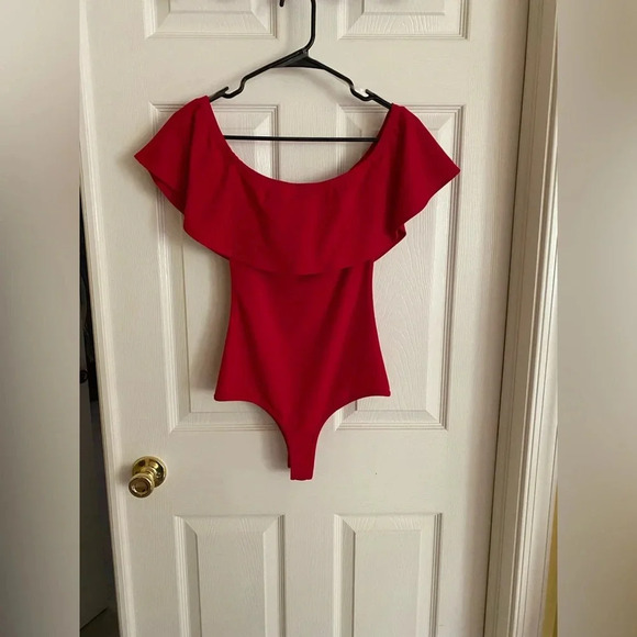 Off the shoulder bodysuit - Picture 4 of 5